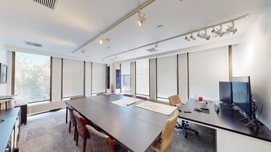 201 W Liberty St, Reno, NV à louer Photo intérieure– Image 2 sur 5