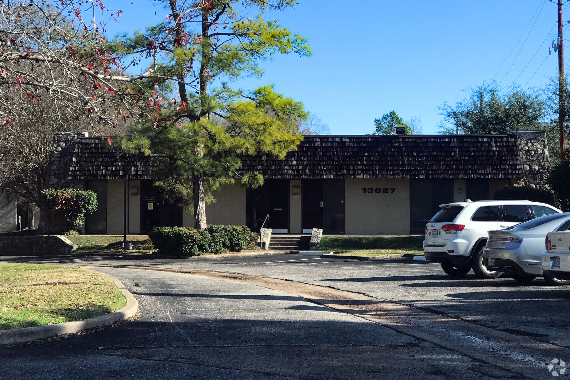 13037 Champions Dr, Houston, TX à vendre Photo principale– Image 1 sur 2