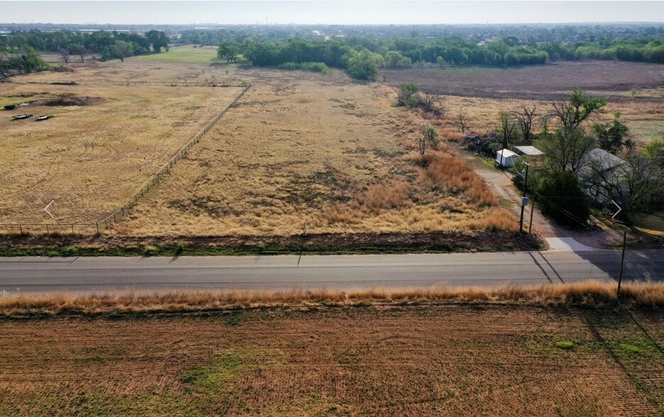 2111 Wausau Ave, Lubbock, TX à vendre - Aérien – Image 2 sur 8