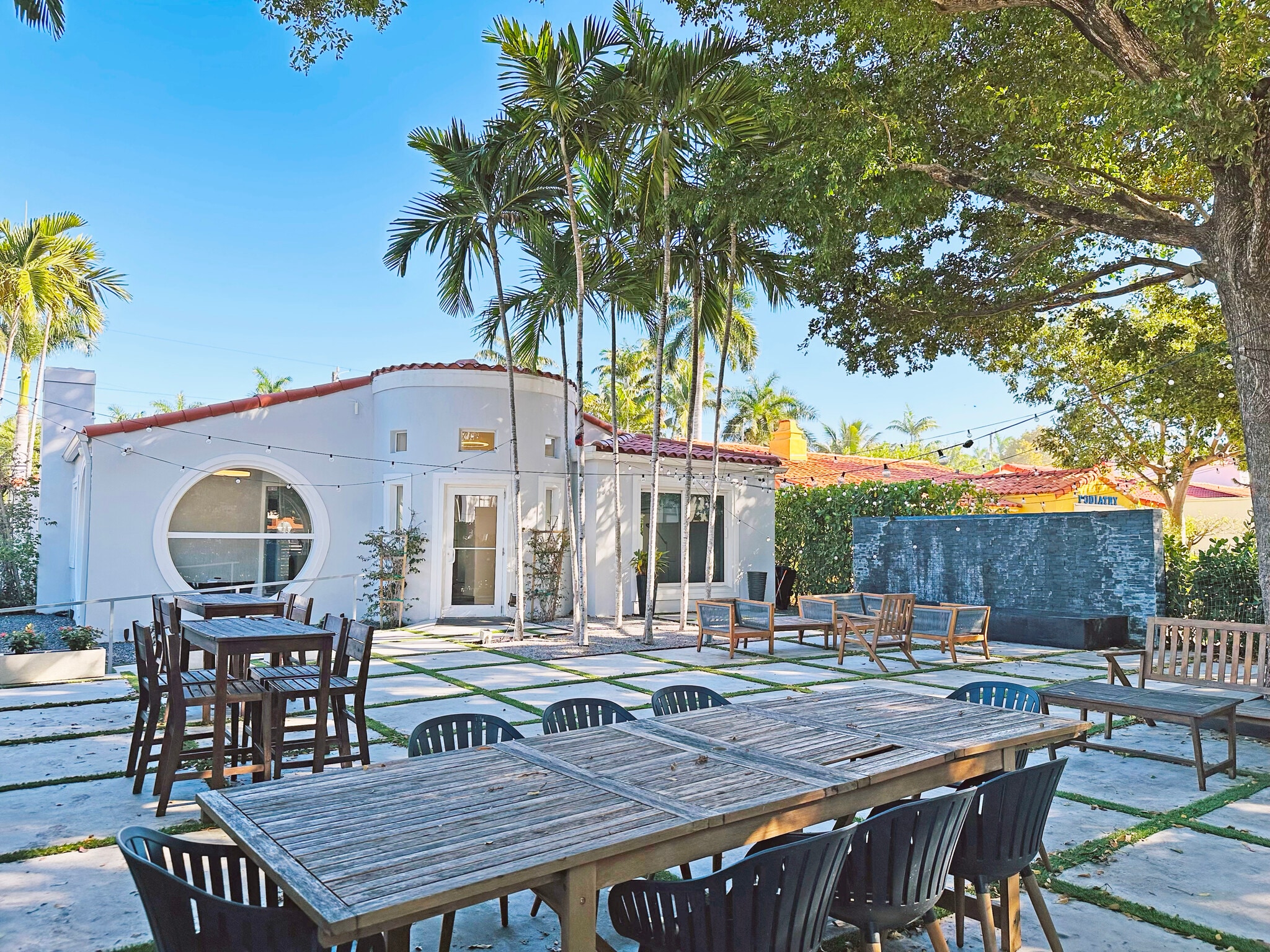 1355 Alton Rd, Miami Beach, FL à louer Photo principale– Image 1 sur 7