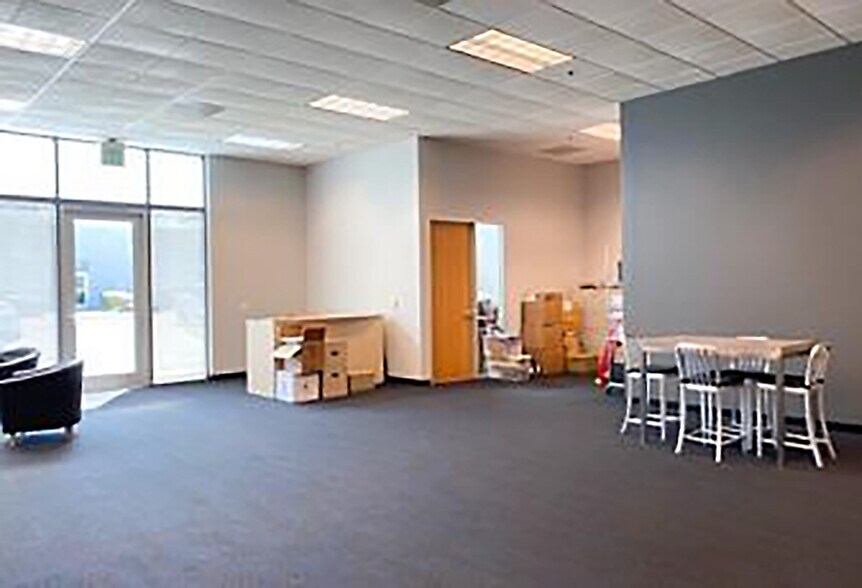 851 Napa Valley Corporate Way, Napa, CA à louer - Photo intérieure – Image 3 sur 6