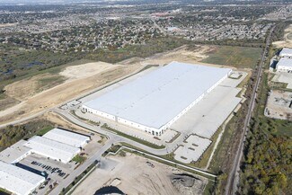 Plus de détails pour 9401 Hemphill St, Fort Worth, TX - Industriel/Logistique à louer
