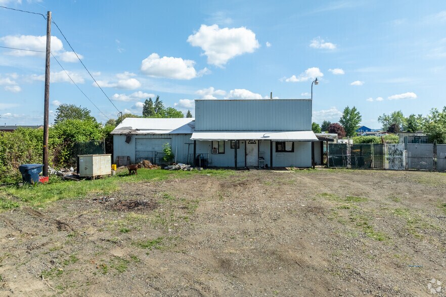 29984 Kelso St, Eugene, OR à vendre - Photo de l’immeuble – Image 3 sur 13