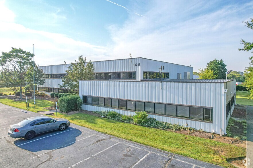 12243 Nations Ford Rd, Pineville, NC à louer - Photo principale – Image 1 sur 5