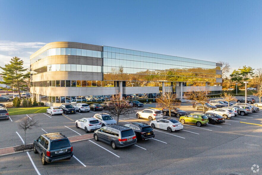 48 S Service Rd, Melville, NY à louer - Photo de l’immeuble – Image 3 sur 25