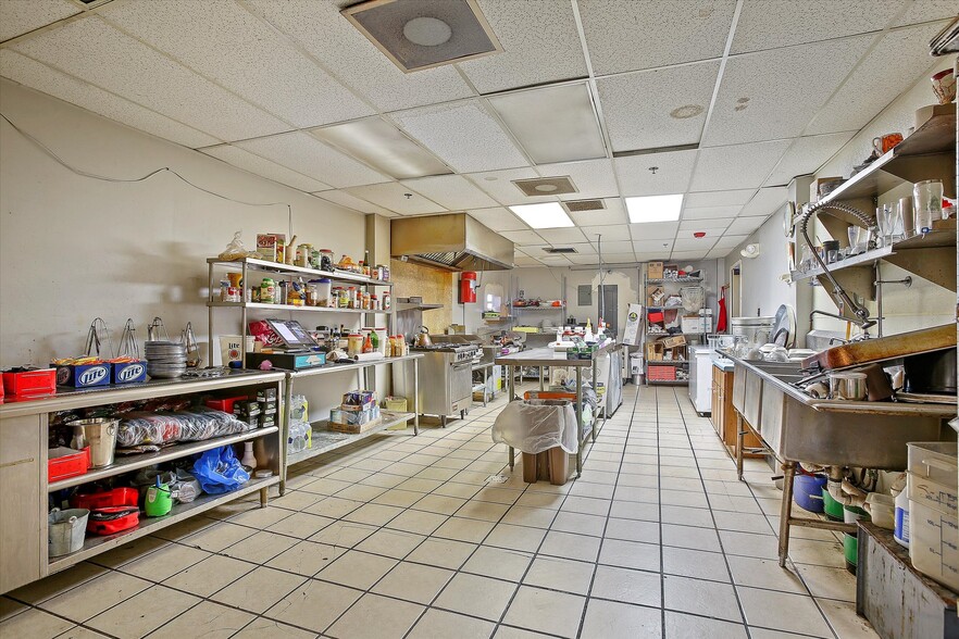 219-223 S Main St, Wilkes Barre, PA à vendre - Photo de l’immeuble – Image 3 sur 30