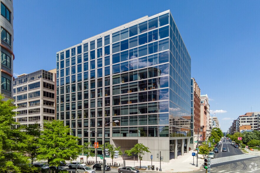 2099 Pennsylvania Ave NW, Washington, DC à louer - Photo de l’immeuble – Image 2 sur 15