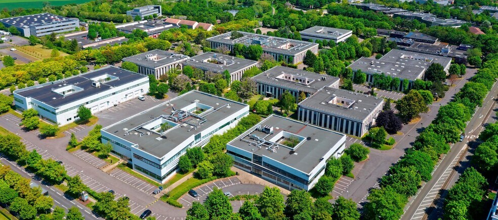 Bureau dans Cergy à louer - Photo de l’immeuble – Image 1 sur 13
