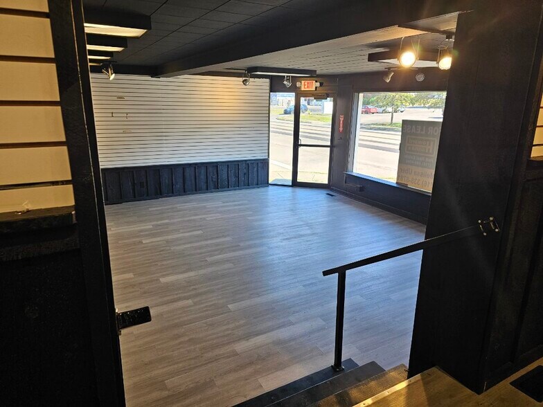 600 Fairmount Ave, Jamestown, NY à louer - Photo de l’immeuble – Image 2 sur 16