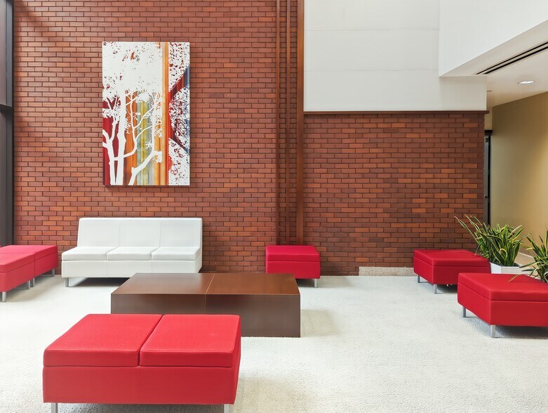 39899 Balentine Dr, Newark, CA à louer - Photo intérieure – Image 2 sur 17