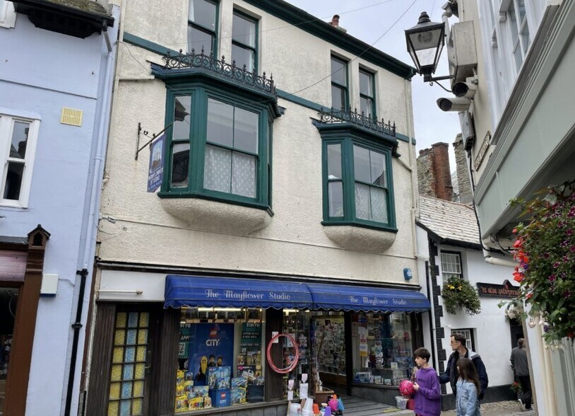 65 Fore St, Looe à vendre - Photo principale – Image 1 sur 1