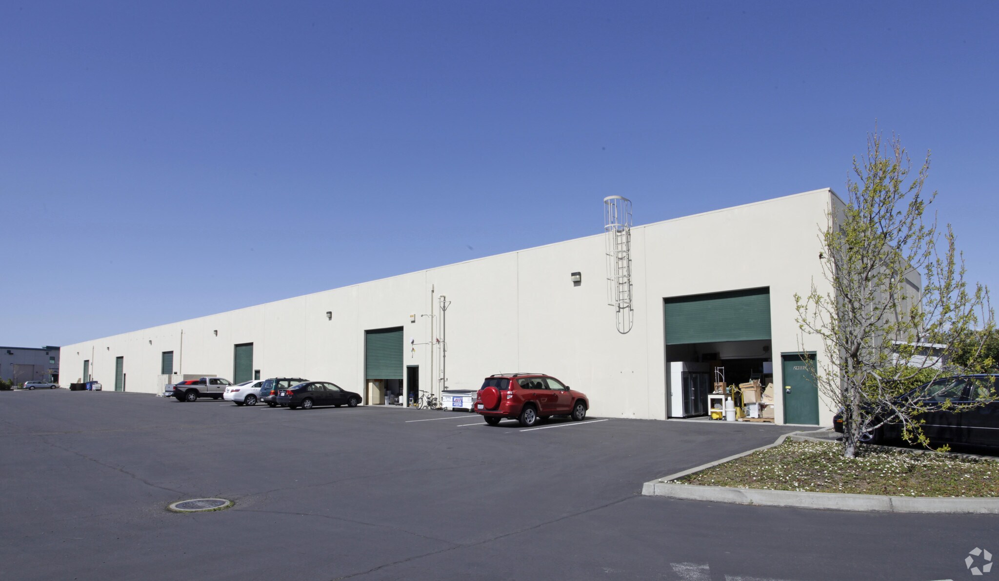 29500-29550 Kohoutek Way, Union City, CA à louer Photo principale– Image 1 sur 3