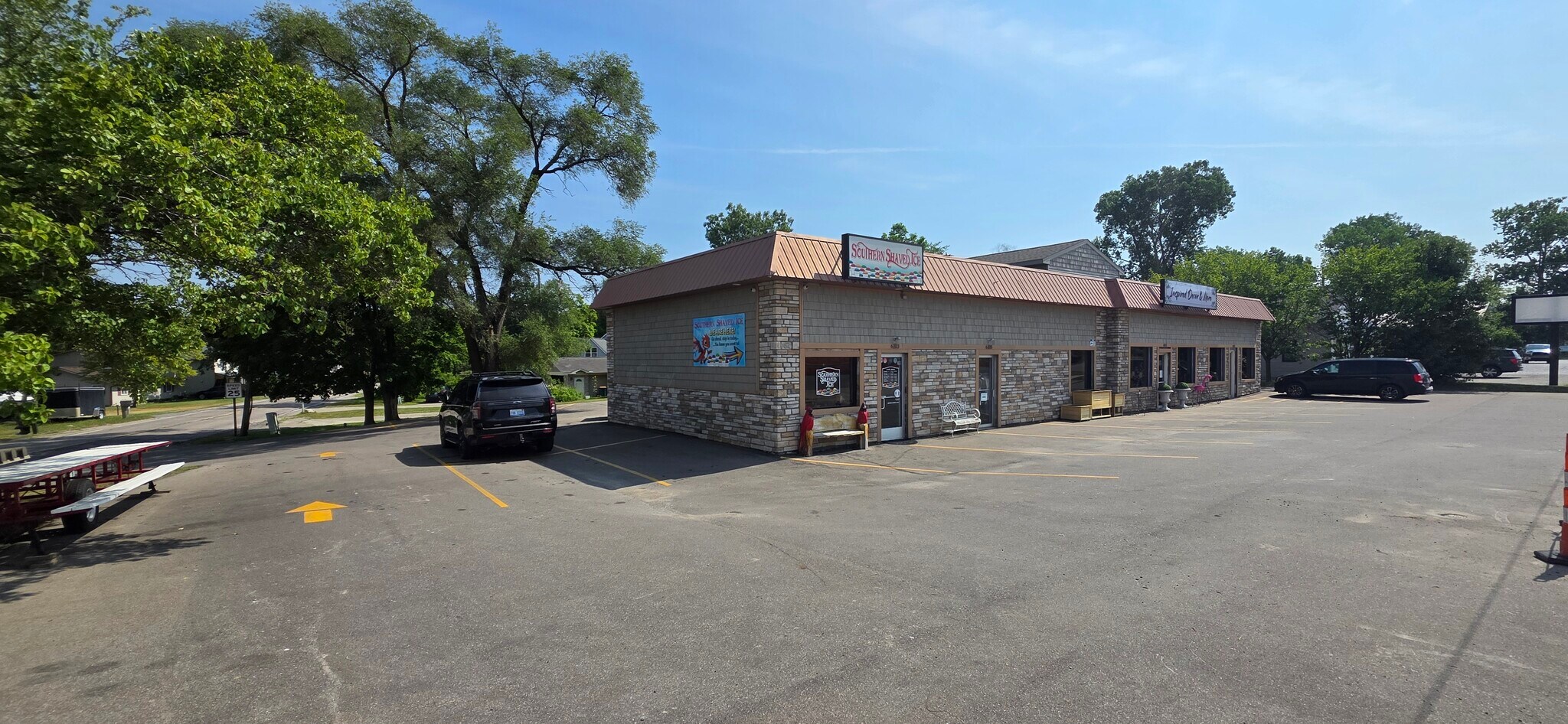 6105-6111 W Grand River Rd, Brighton, MI à vendre Photo de l’immeuble– Image 1 sur 4