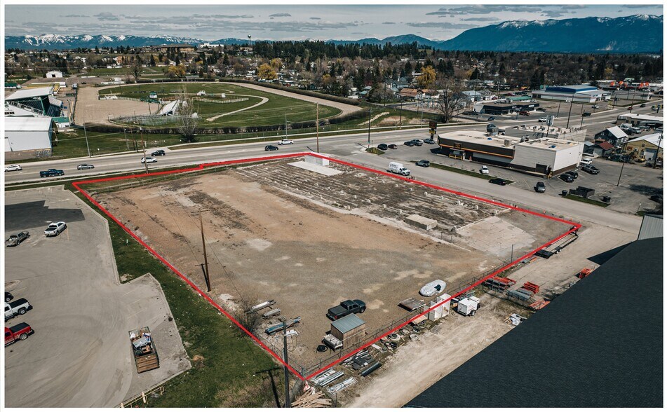 800 Idaho St, Kalispell, MT à vendre - Aérien – Image 2 sur 12