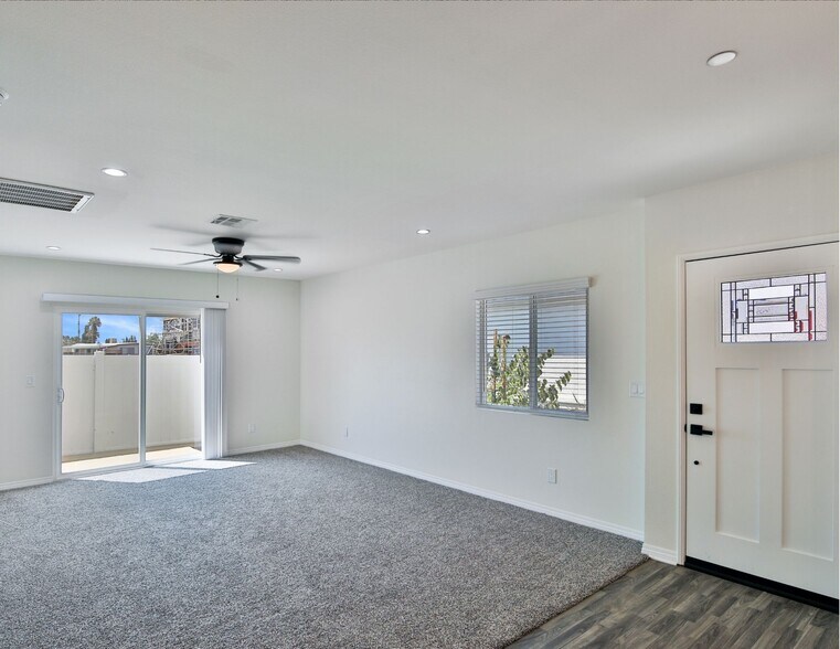 13537 5th St, Yucaipa, CA à vendre - Photo de l’immeuble – Image 3 sur 56