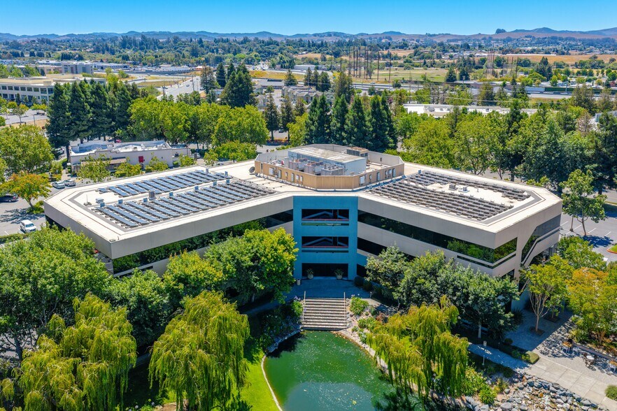 1400 N McDowell Blvd, Petaluma, CA à louer - Photo de l’immeuble – Image 3 sur 17
