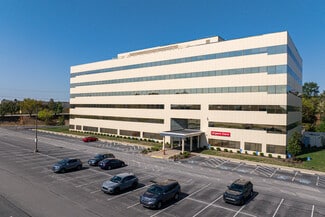 Plus de détails pour 2000 Oxford Dr, Bethel Park, PA - Bureau à louer