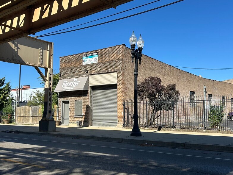 1724 W Lake St, Chicago, IL à vendre - Photo de l’immeuble – Image 2 sur 7