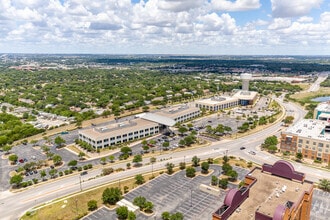 810 Hester's Crossing, Round Rock, TX - Vue aérienne vue de carte - Image1