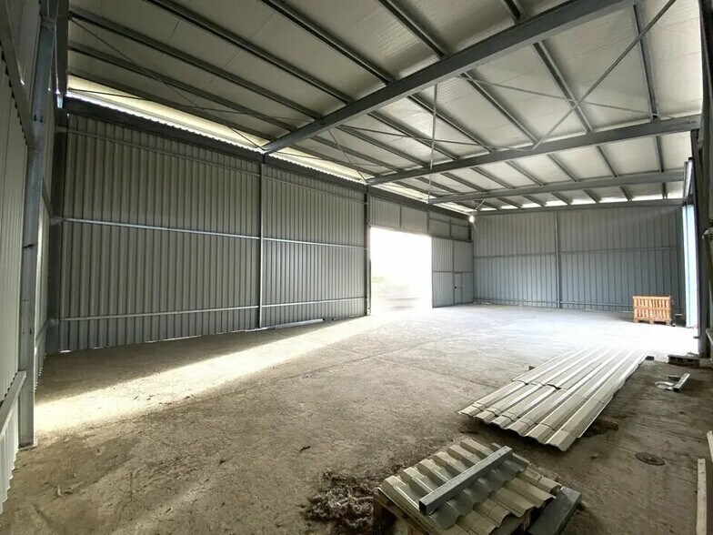 Industriel/Logistique dans La Roquette-sur-Siagne à louer - Photo intérieure – Image 3 sur 4