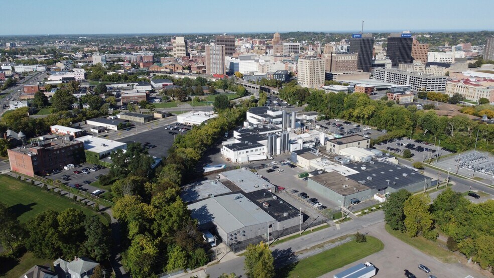 123 Larned St, Syracuse, NY à louer - Photo de l’immeuble – Image 2 sur 10
