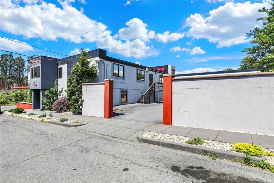426 Warren St, Reading, PA à vendre - Photo de l’immeuble – Image 3 sur 48