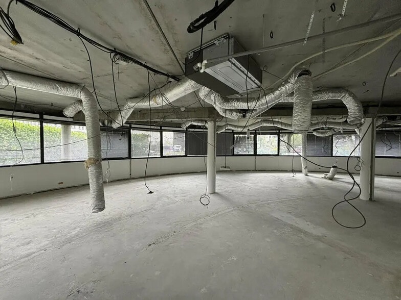 Bureau dans Mérignac à louer - Photo intérieure – Image 3 sur 8