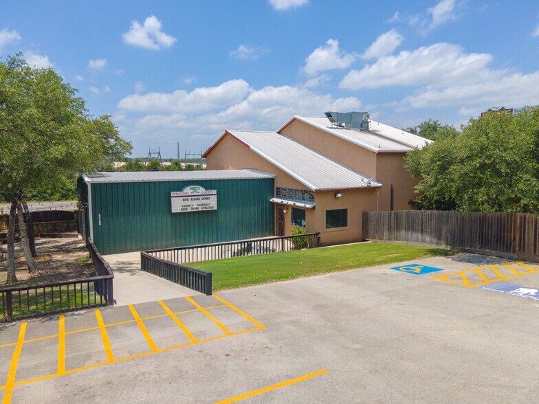 12910 US Highway 281 N, Spring Branch, TX à vendre - Photo de l’immeuble – Image 2 sur 23