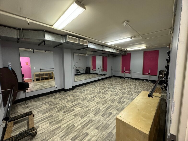 2258-2260 Third Ave, New York, NY à louer - Photo de l’immeuble – Image 3 sur 17