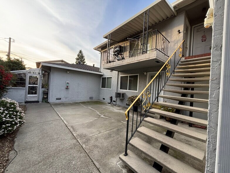 35 Lavonne Dr, Campbell, CA à vendre - Photo de l’immeuble – Image 2 sur 16