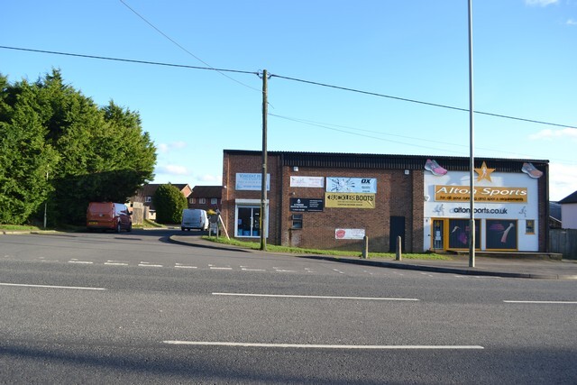 2-4 Hazel Rd, Four Marks à louer - Photo principale – Image 1 sur 1