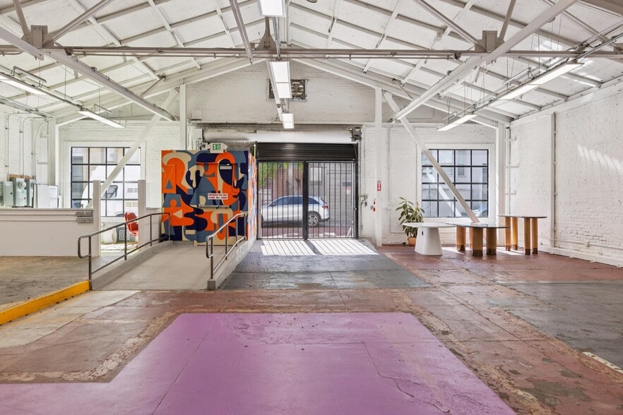 150 Valencia St, San Francisco, CA à louer - Photo de l’immeuble – Image 2 sur 8