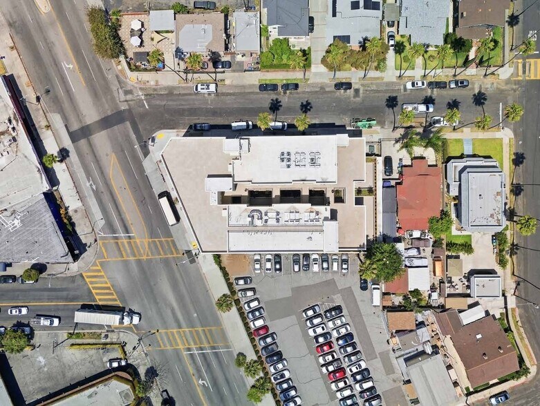 3827-3839 W Washington Blvd, Los Angeles, CA à louer - Photo de l’immeuble – Image 3 sur 5