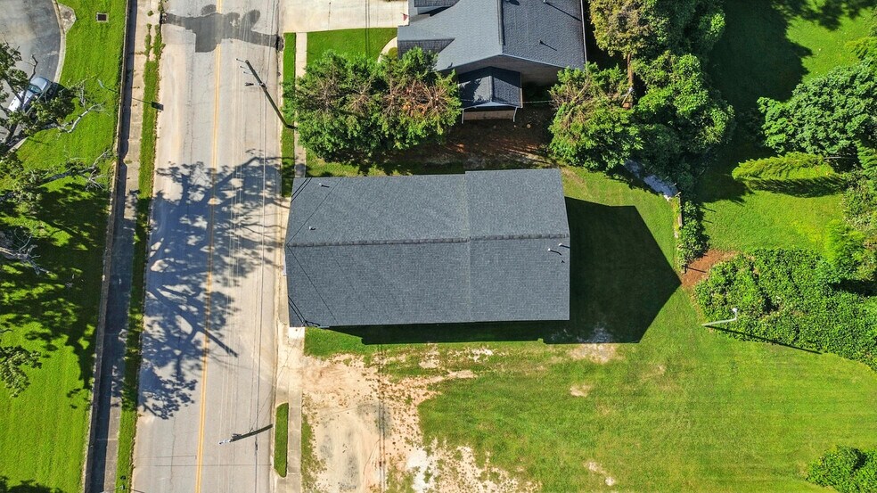 303 N Pond St, Toccoa, GA à vendre - Photo de l’immeuble – Image 2 sur 38