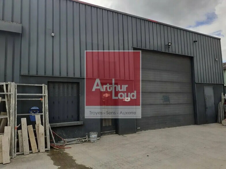 Industriel/Logistique dans Troyes à louer - Photo de l’immeuble – Image 2 sur 2