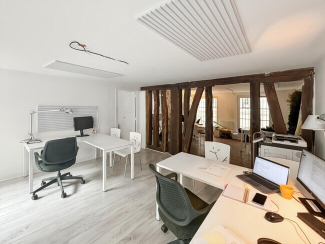 Plus de détails pour Bureau à louer