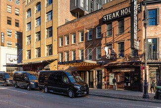 Plus de détails pour 58-60 Ninth Ave, New York, NY - Local commercial à louer