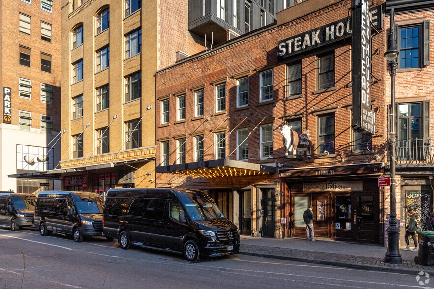 58-60 Ninth Ave, New York, NY à louer - Photo principale – Image 1 sur 6