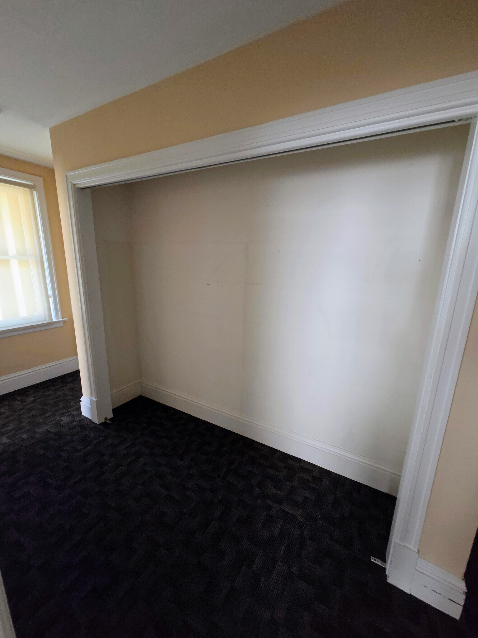 916-924 5th Ave, Huntington, WV à louer Photo intérieure– Image 1 sur 33