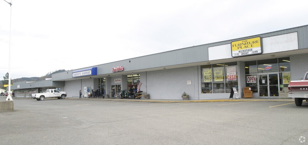 151 N Douglas Blvd, Winston, OR à louer - Photo de l’immeuble – Image 2 sur 25