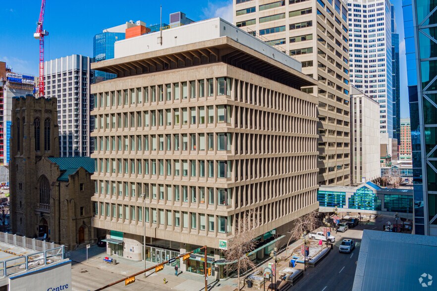 404 6th Ave SW, Calgary, AB à louer - Photo principale – Image 1 sur 4