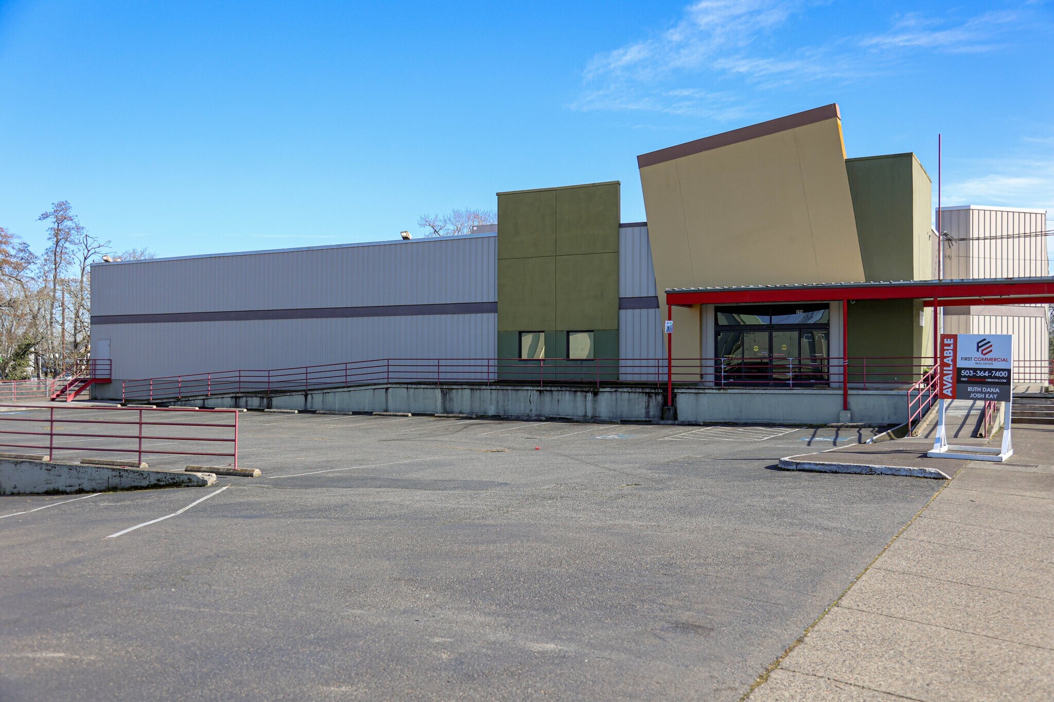 299 D St NE, Salem, OR à vendre Photo principale– Image 1 sur 15