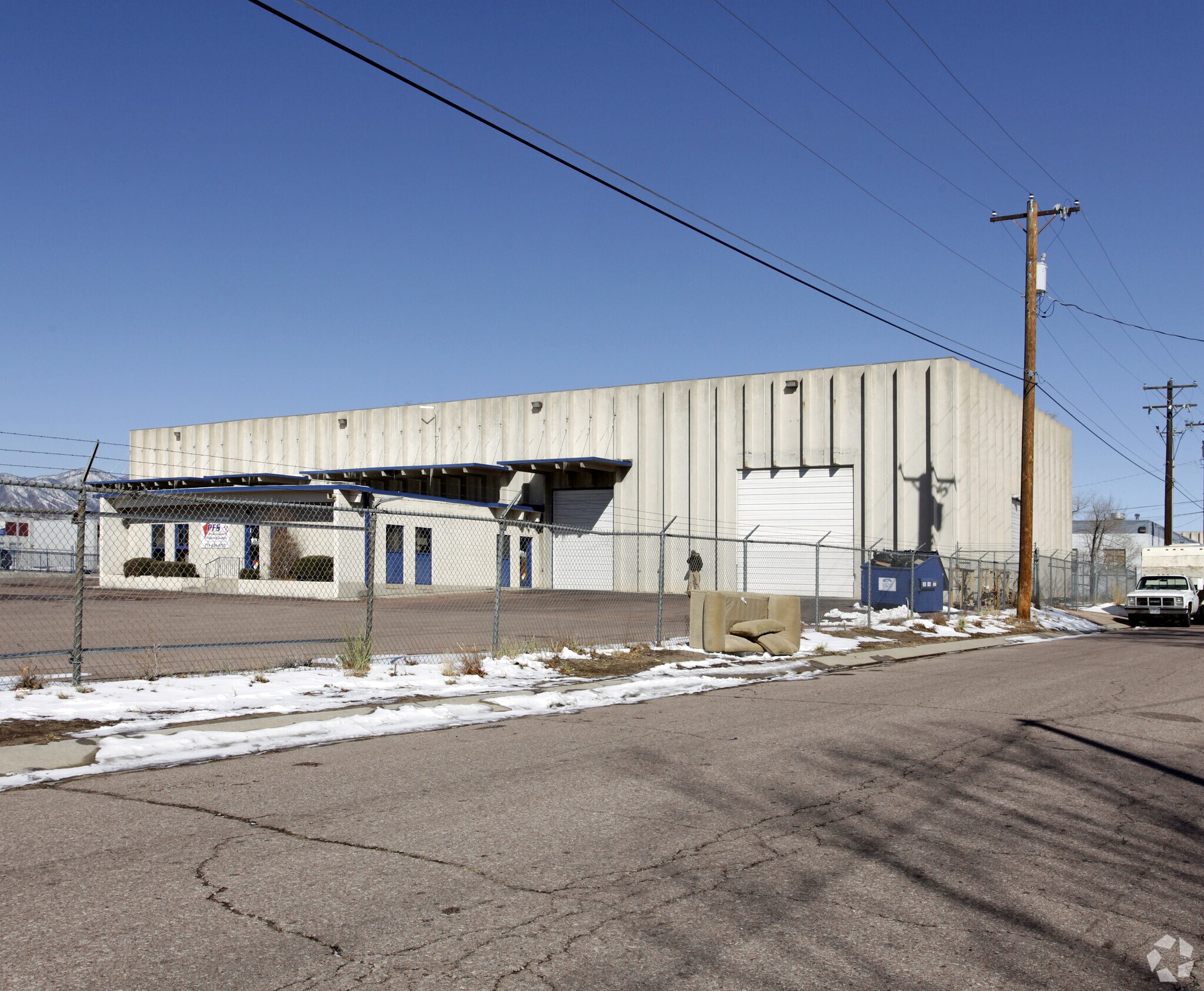 3235 N El Paso St, Colorado Springs, CO à louer Photo principale– Image 1 sur 3