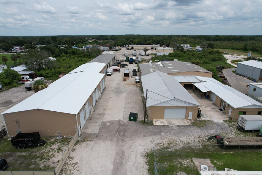 1714 S Combee Rd, Lakeland, FL à vendre - Photo de l’immeuble – Image 2 sur 7