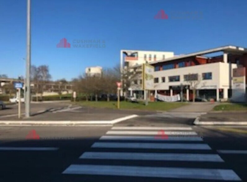 Bureau dans Besançon à louer - Photo de l’immeuble – Image 3 sur 5