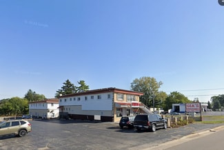 Plus de détails pour 1039 Sheridan Rd, Winthrop Harbor, IL - Logement à vendre