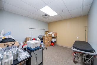7760 W VOA Park Dr, West Chester, OH à louer Photo intérieure– Image 1 sur 10