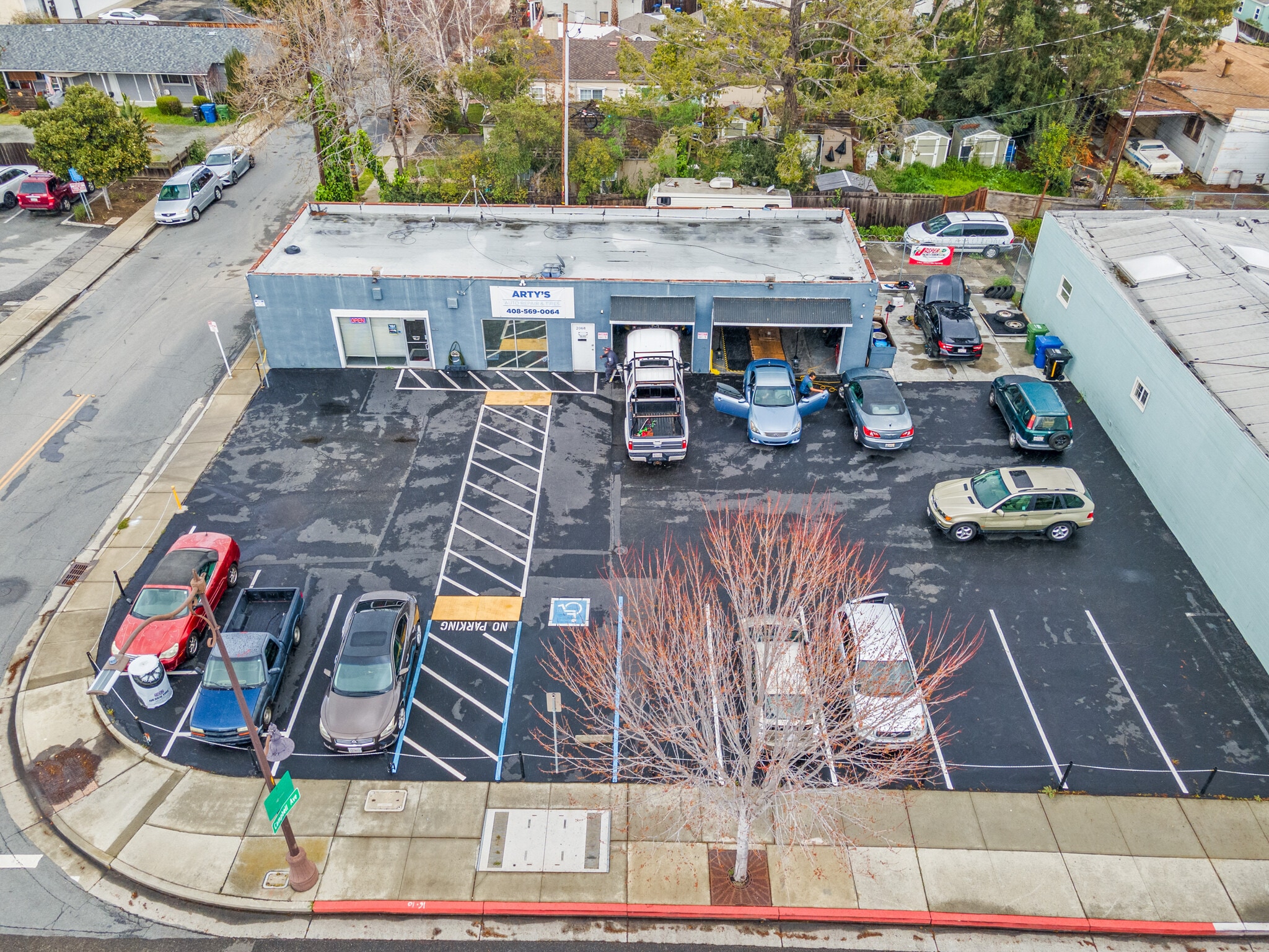 2068 Winchester Blvd, Campbell, CA à vendre Photo principale– Image 1 sur 18