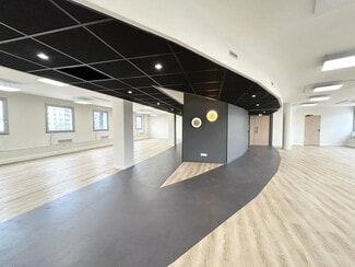 Plus de détails pour 3-6 Place Charles Hernu, Villeurbanne - Bureau à louer