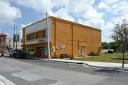 937-939 NW 3rd Ave, Miami FL - Local commercial
